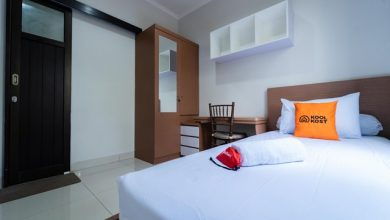 RedDoorz menata kamar tidur