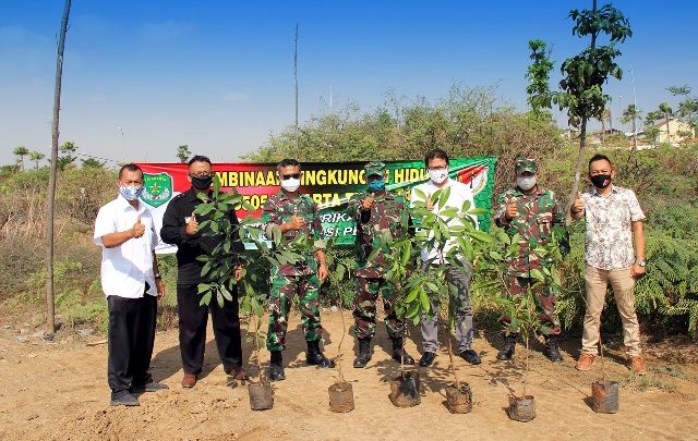penanaman seribu pohon produktif dalam rangka HUT TNI ke-75 di Jakarta Garden City