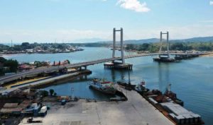 Jembatan Teluk Kendari