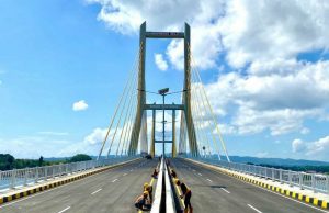 Jembatan Teluk Kendari 