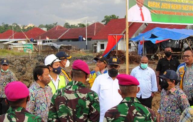 Wamen PUPR Tinjau Rusun TNI AL di Sorong