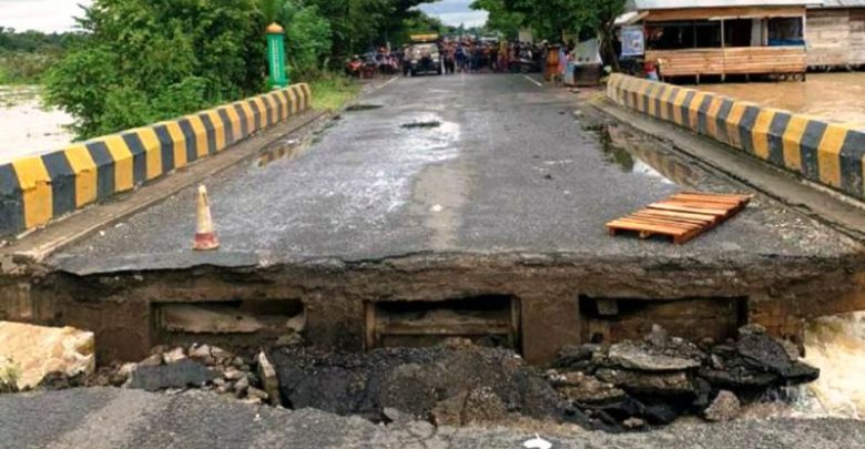 Kementerian PUPR Lakukan Penanganan Darurat Bencana Gempa Bumi di Sulbar dan Banjir di Kalsel