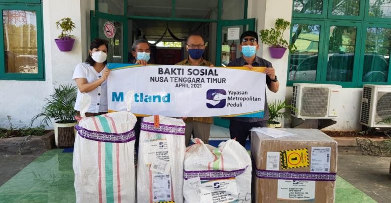 Metland dan REI Bantu Korban Bencana Alam di NTT