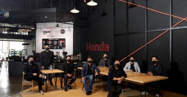 Honda Dreams Café