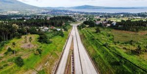 Jalan Tol Manado-Bitung 