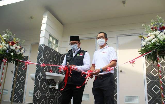 SCG Serahkan Toilet Canggih untuk Masyarakat Pasirluyu