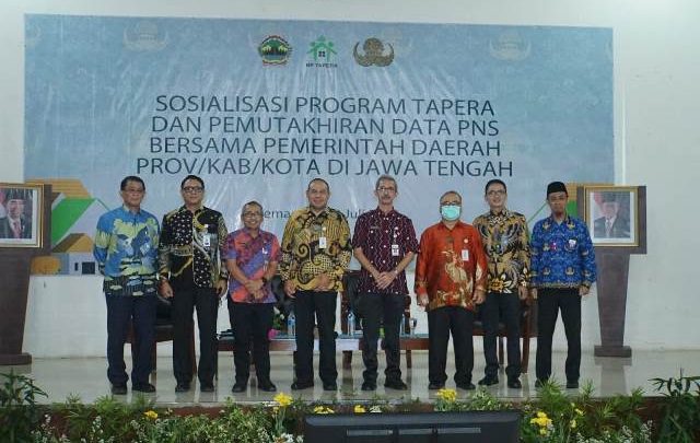 Migrasi Data PNS Bapertarum Provinsi Jawa Tengah