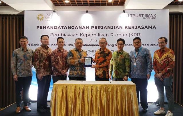 J Trust Bank dan Jababeka Jalin Kerjasama