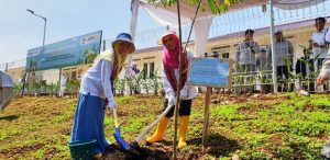 Dharma Wanita Perumahan dan IIBA Dukung Konservasi Air