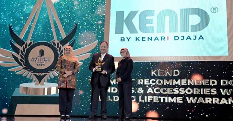 KEND dan Pendiri Kenari Djaja Raih Penghargaan Indonesia Property & Bank XVII dan Indonesia Myhome Award VI