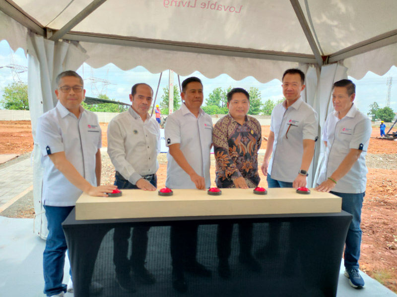 Paramount Petals Gelar Groundbreaking Pasar Modern