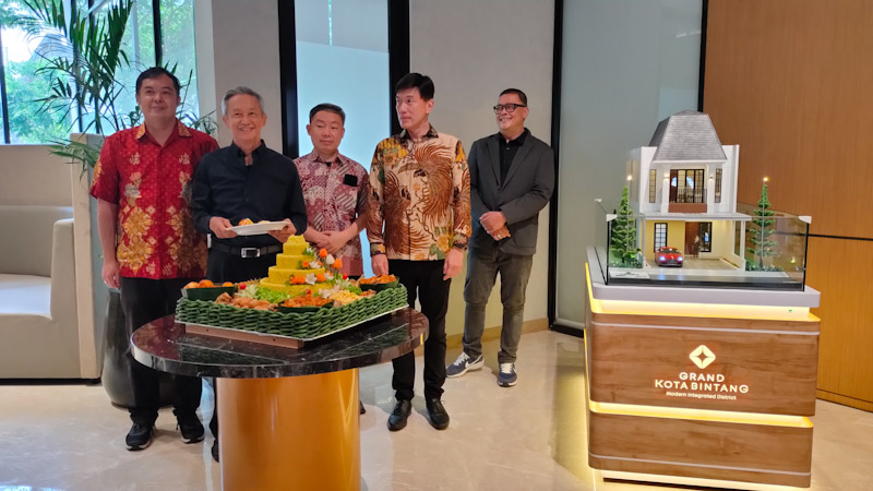 Marketing Gallery Grand Kota Bintang
