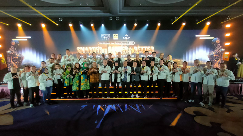 AREBI Sukses Gelar The Biggest Real Estate Summit 2025 dan AREBI Awards