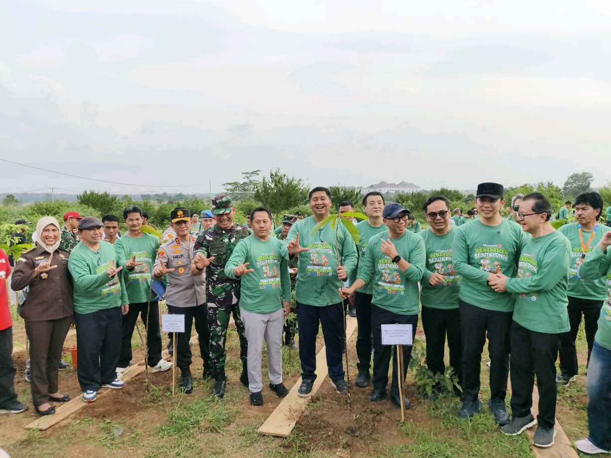 Monumen Penanaman Sejuta Pohon REI di Lampung Diresmikan